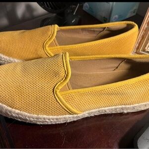 Clarks Yellow Azella Theoni Espadrille size 8